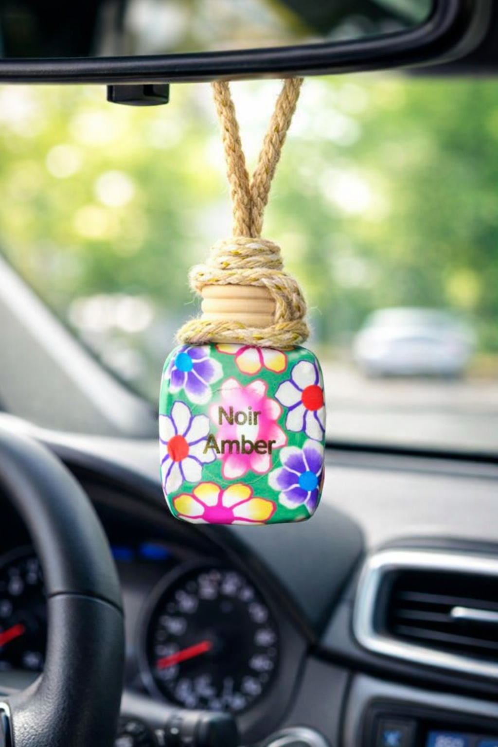 Car Air Freshener - Noir Amber